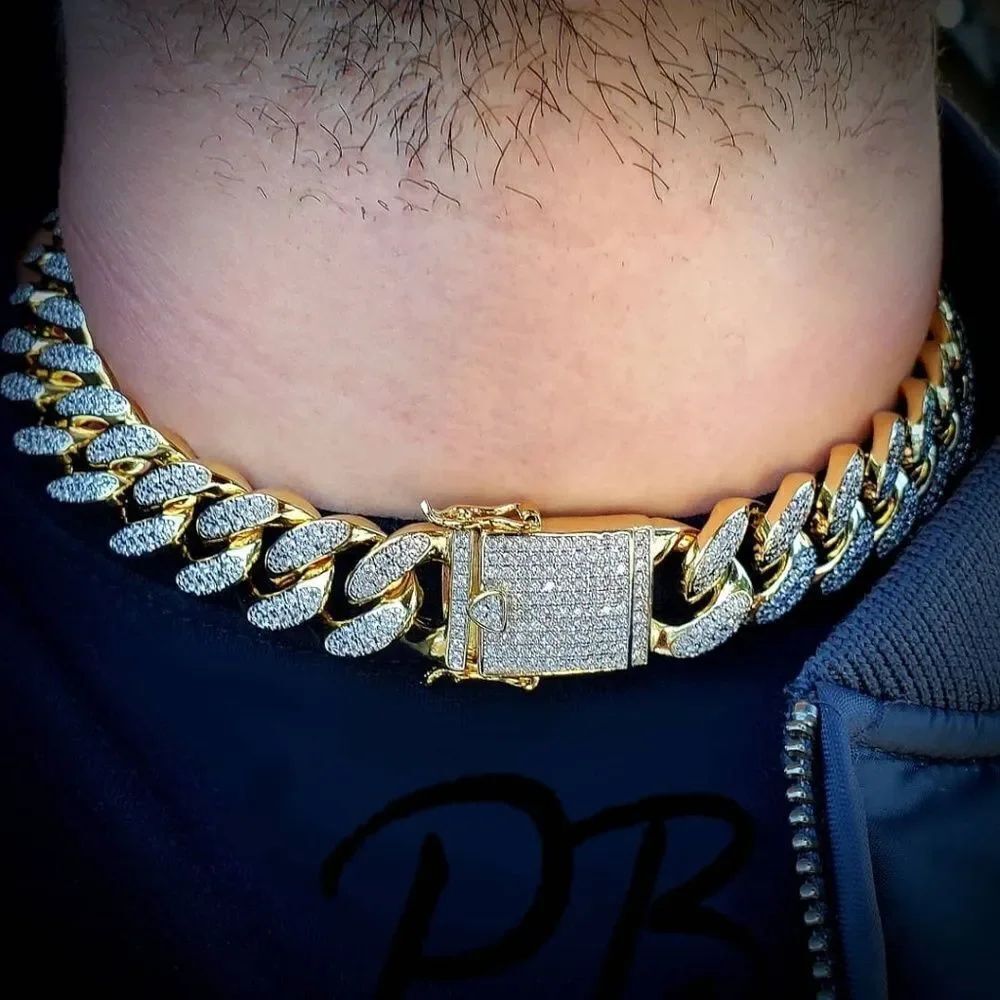 Gold 18" Diamond Simulate Cuban Link Choker Chain - Picture 2 of 4